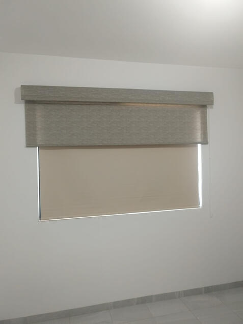 Sistema Día y Noche: Enrollable traslúcida y blackout